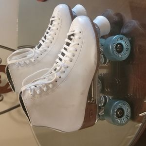 Riedell Roller Skates